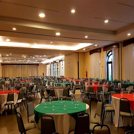 Hotel Tropical Μανάους Εξωτερικό φωτογραφία The ballroom