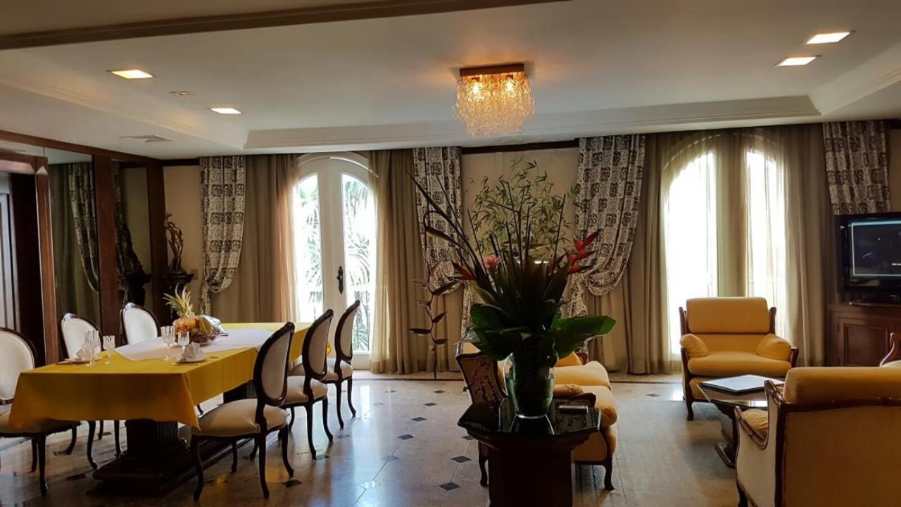 Hotel Tropical Μανάους Εξωτερικό φωτογραφία The interior of the hotel
