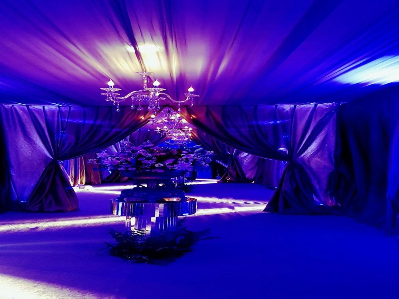 Hotel Tropical Μανάους Εξωτερικό φωτογραφία The interior of the tent at the 2011 Cannes Film Festival