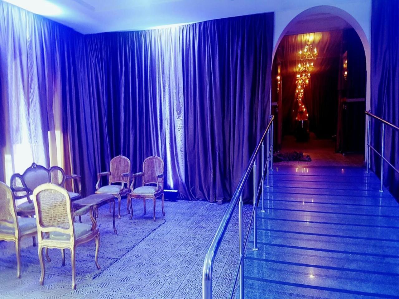 Hotel Tropical Μανάους Εξωτερικό φωτογραφία The interior of the National Theatre