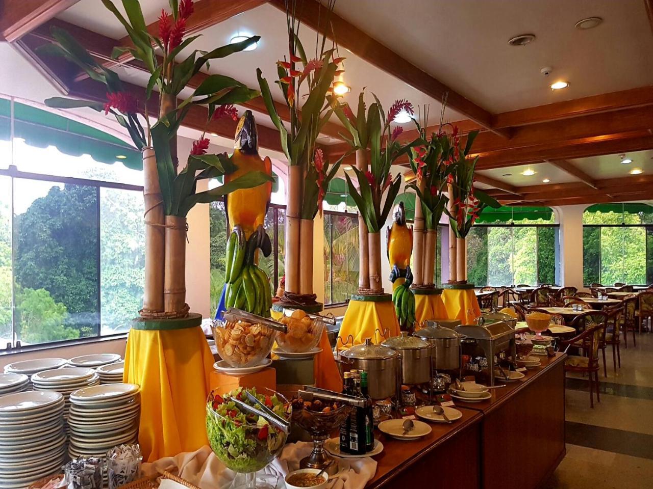 Hotel Tropical Μανάους Εξωτερικό φωτογραφία The interior of the restaurant